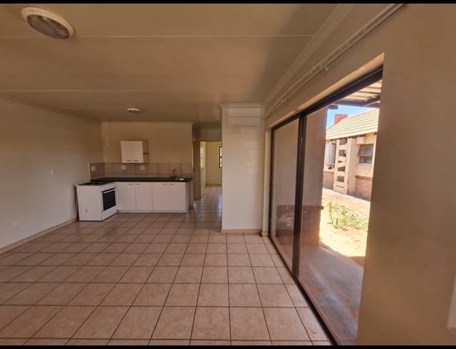 2 BEDROOM HOUSE FOR SALE IN KATHU